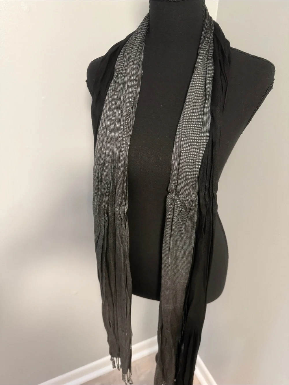 Lightweight Two-Tone Black and Charcoal Scarf